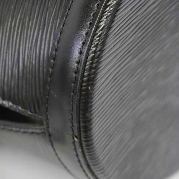 Louis Vuitton Epi Cluny Shoulder Bag - Picture 6 of 9